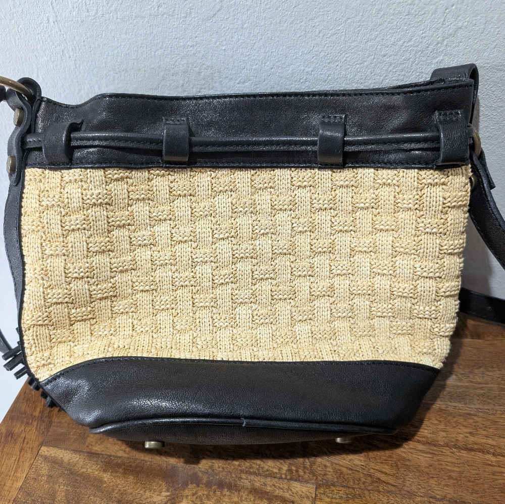 Johnny Was CESTINO ITALIAN RAFFIA BUCKET BAG - Picture 7 of 10